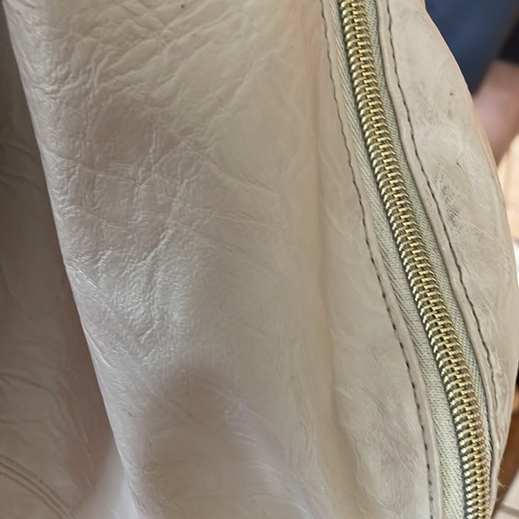 Tan Mark handbag - Picture 3 of 3